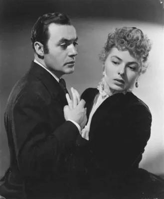 Gaslight -  a chilling tale of manipulation and suspense starring Ingrid Bergman!